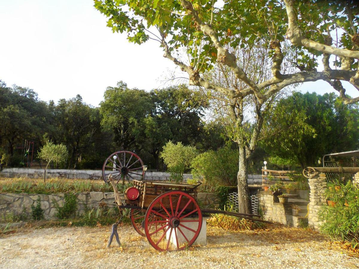 Auberge Des Garrigues Nimes Exterior foto